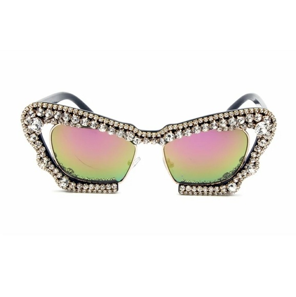 Sunglasses - Picture 1 of 1